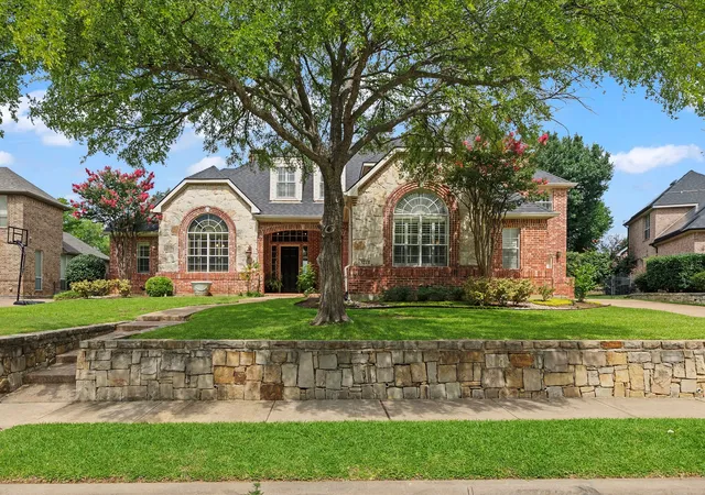 Photo 2 of Single family home for sale at 5213 Balmoral Ln, Flower Mound, TX 75028 | MLS# 21311151 | Listing updated on 2026-08-22