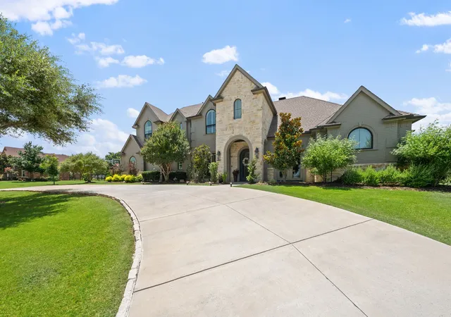 Photo 3 of Sale Pending at 1541 Winding Creek Rd, Prosper, TX 75078 | MLS# 21312611 | Listing updated on 2026-07-17