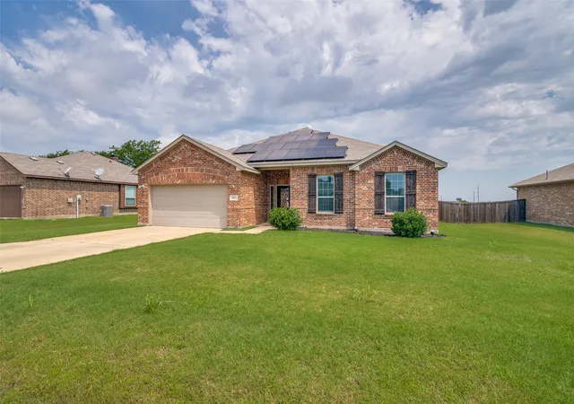 Homes for sale in Nevada, TX | 465 Collin St, Nevada, TX 75173 | MLS# 21312630