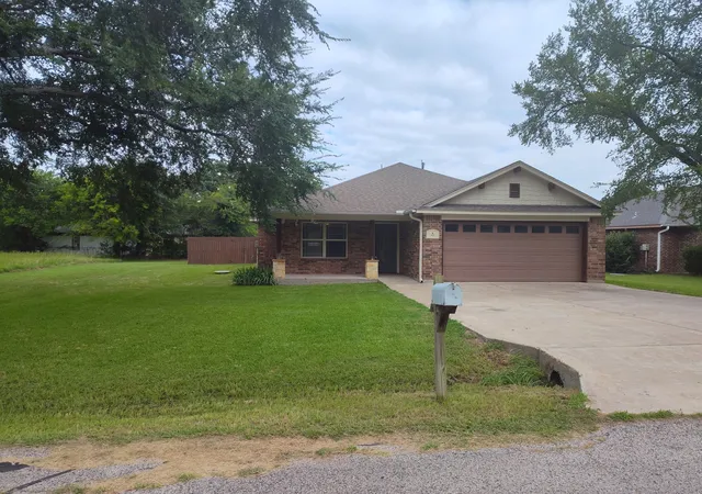Homes for sale in Gun Barrel City, TX | 121 Rudder Rd, Gun Barrel City, TX 75156 | MLS# 21294656