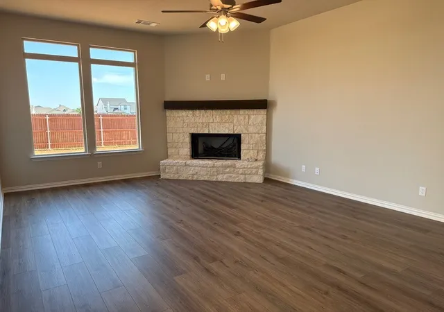 Homes for sale in Springtown, TX | 1221 Colca Dr, Springtown, TX 76082 | MLS# 21312664