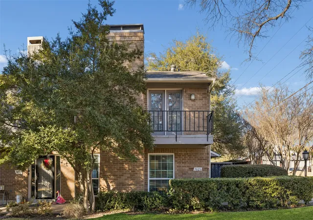 Photo 1 of Condo for sale at 7623 Riverbrook Dr #17, Dallas, TX 75230 | MLS# 21309624 | Listing updated on 2026-10-02