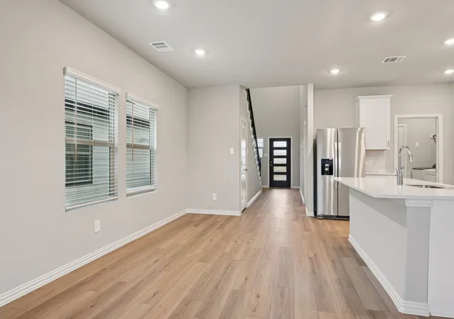Photo 4 of Single family home for sale at 3025 O Pines Dr, Farmersville, TX 75442 | MLS# 21311318 | Listing updated on 2026-08-18
