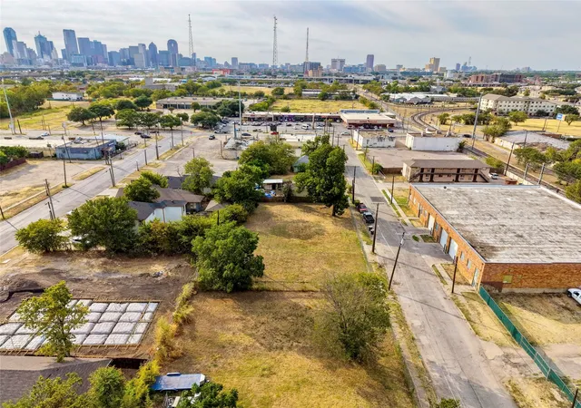 Photo 2 of Land for sale at 2801 Medill St, Dallas, TX 75215 | MLS# 21312065 | Listing updated on 2026-08-26