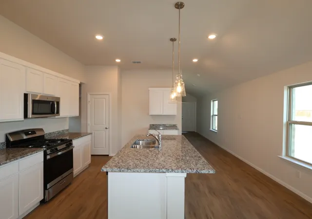 Photo 2 of Sale Pending at 1284 Tallowwood Trl, Van Alstyne, TX 75495 | MLS# 21304844 | Listing updated on 2026-08-24