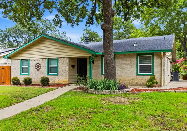Photo 3 of Sale Pending at 1113 Winterwood Dr, Lewisville, TX 75067 | MLS# 21312854 | Listing updated on 2026-08-25