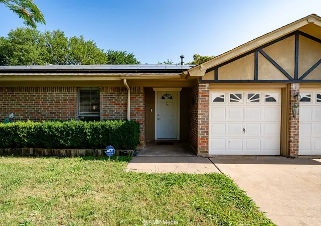 Photo 1 of Sale Pending at 3226 Whitewing Wy, Abilene, TX 79606 | MLS# 21312892 | Listing updated on 2026-08-22