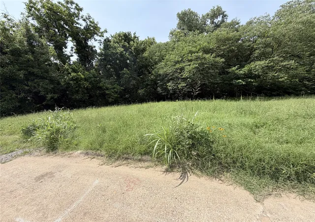 Homes for sale in Denison, TX | 1326 W Crawford St, Denison, TX 75020 | MLS# 21312446
