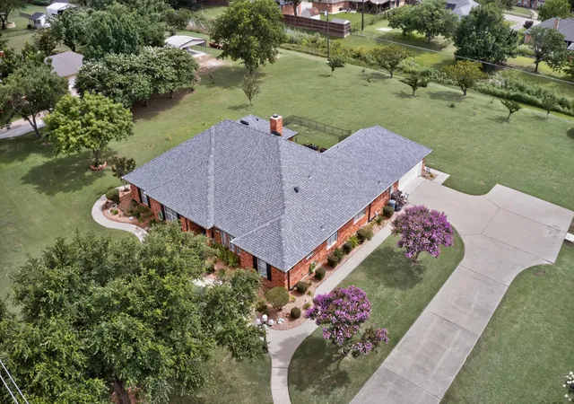 Photo 1 of Single family home for sale at 611 N Fm Rd, Forney, TX 75126 | MLS# 21312230 | Listing updated on 2026-09-23