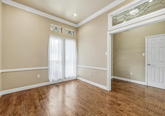 Photo 3 of Single family home for sale at 4111 Cimmaron Trl, Granbury, TX 76049 | MLS# 21311292 | Listing updated on 2026-07-26