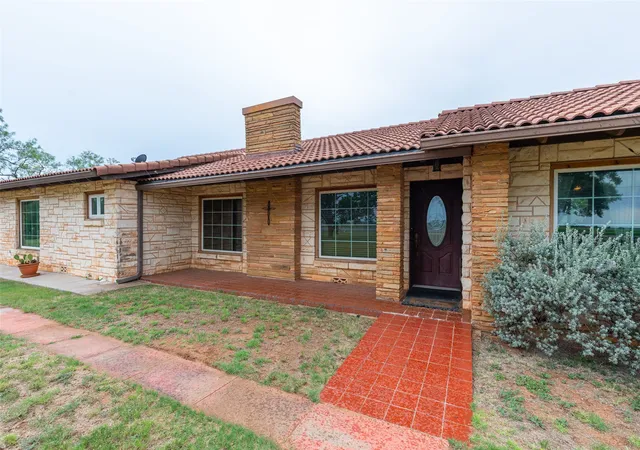 Photo 2 of Single family home for sale at 300 Fm 126, Merkel, TX 79536 | MLS# 21309189 | Listing updated on 2026-08-22