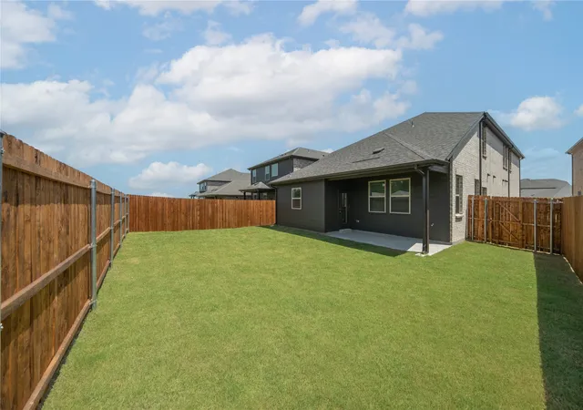 Photo 2 of Single family home for sale at 3414 Hillingdon Rd, Anna, TX 75409 | MLS# 21312995 | Listing updated on 2026-10-08