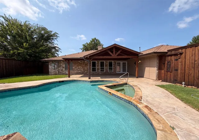 5th image of 1533 Parkside Trl, Lewisville, TX 75077 | MLS# 21312996