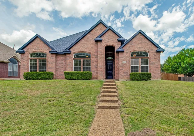 Photo 1 of Single family home for sale at 803 Mill Creek Rd, Lancaster, TX 75146 | MLS# 21312981 | Listing updated on 2026-07-28