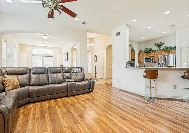 Photo 3 of Single family home for sale at 803 Mill Creek Rd, Lancaster, TX 75146 | MLS# 21312981 | Listing updated on 2026-07-28