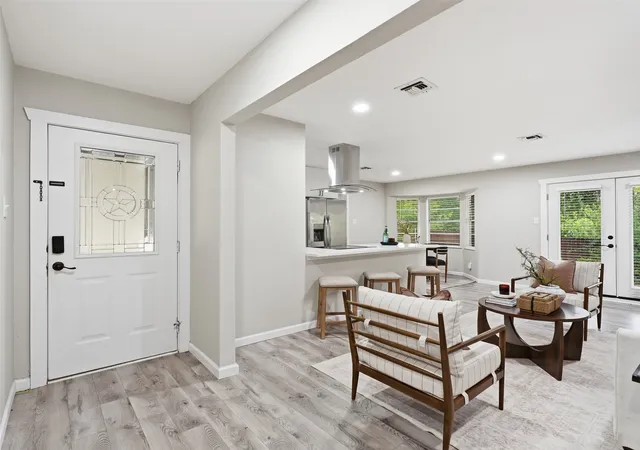 Photo 3 of Single family home for sale at 1213 Vivienne St, Weatherford, TX 76086 | MLS# 21311668 | Listing updated on 2026-08-24