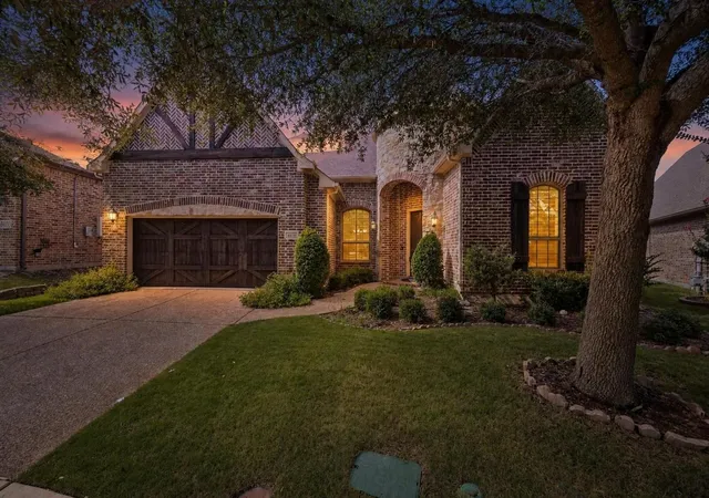 Homes for sale in Garland, TX | 6814 Springwood Ln, Garland, TX 75044 | MLS# 21311782