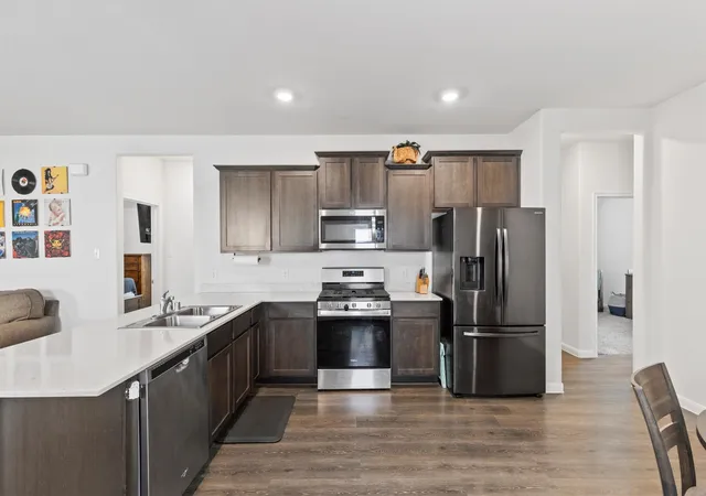 Photo 3 of Single family home for sale at 3916 Oak Creek Cir, Denison, TX 75020 | MLS# 21311432 | Listing updated on 2026-07-11