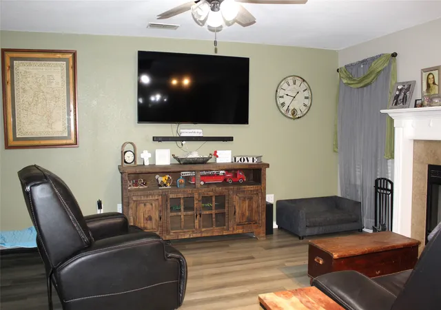 Homes for sale in Stephenville, TX | 1219 Prairie Wind Blvd, Stephenville, TX 76401 | MLS# 21313028