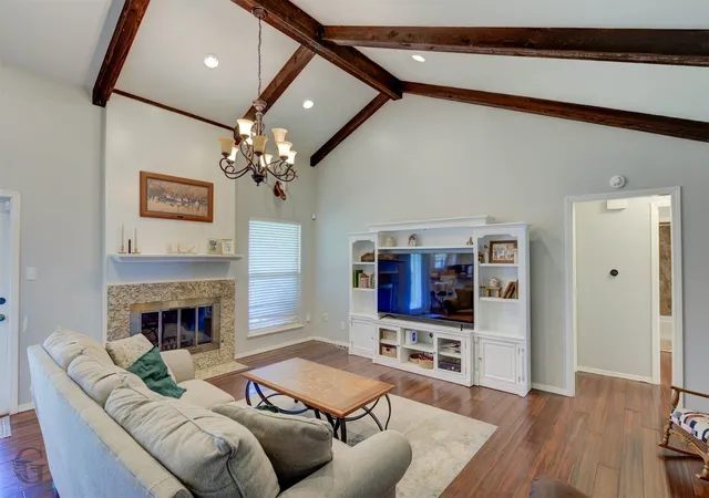Photo 3 of Sale Pending at 5427 Shasta Dr, Bossier City, LA 71112 | MLS# 21313108 | Listing updated on 2026-07-26