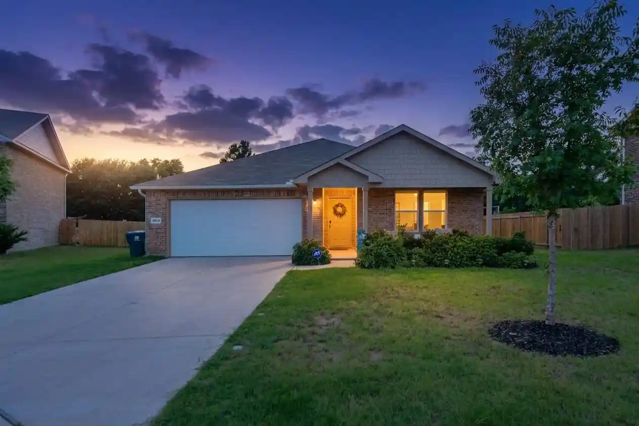 Photo 1 of Single family home for sale at 3635 Chestnut Oak Dr, Dallas, TX 75253 | MLS# 21312273 | Listing updated on 2026-06-26