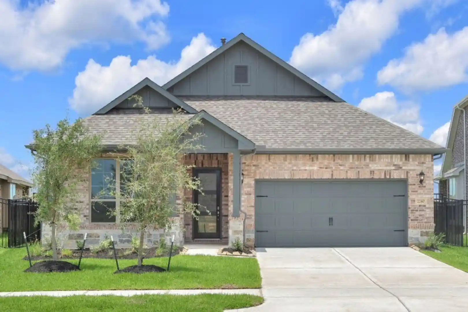 Photo 1 of Sale Pending at 2613 Teton St, Denton, TX 76210 | MLS# 21313119 | Listing updated on 2026-10-12