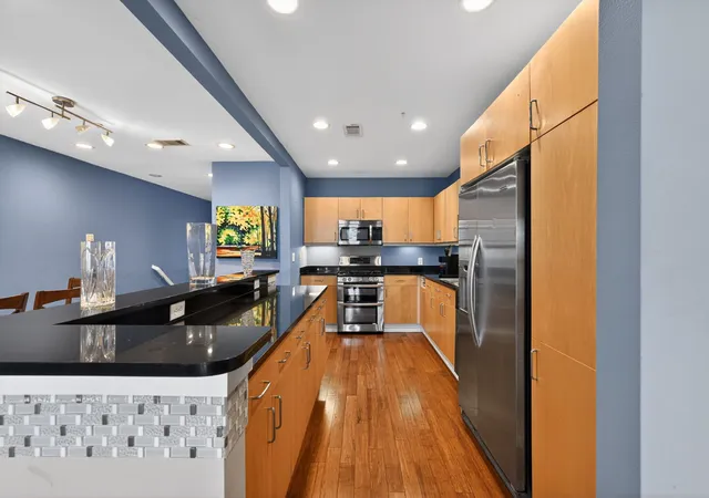 Homes for sale in Addison, TX | 5055 Addison Cir #713, Addison, TX 75001 | MLS# 21311531