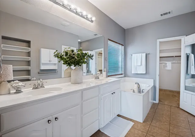 5th image of 3127 S Camino Lagos, Grand Prairie, TX 75054 | MLS# 21306152