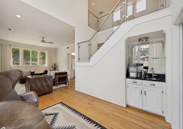 Photo 3 of Sale Pending at 4900 Victor St, Dallas, TX 75214 | MLS# 21313125 | Listing updated on 2026-08-14