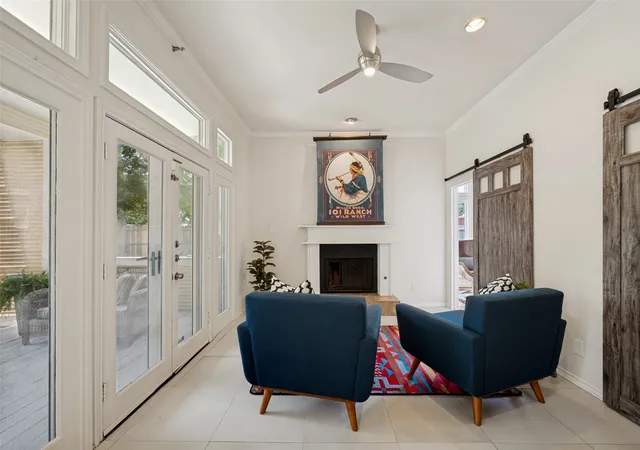 Photo 4 of Sale Pending at 4900 Victor St, Dallas, TX 75214 | MLS# 21313125 | Listing updated on 2026-08-14