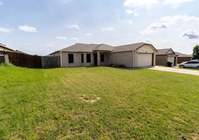 Photo 2 of Single family home for sale at 4409 Hank Dr, Killeen, TX 76549 | MLS# 21310215 | Listing updated on 2026-06-26