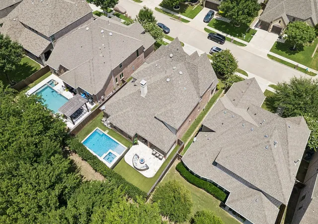 Photo 2 of Single family home for sale at 405 Cypress Garden Dr, Mc Kinney, TX 75071 | MLS# 21310914 | Listing updated on 2026-08-22