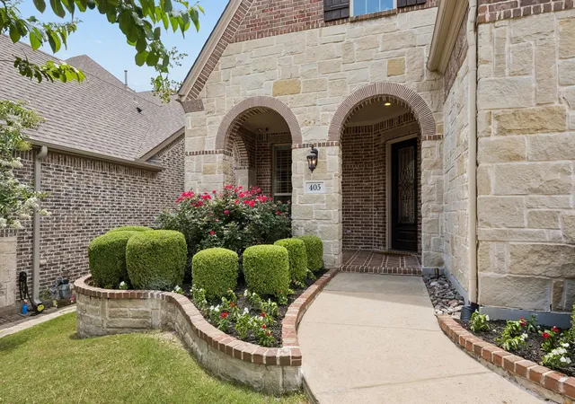 Photo 3 of Single family home for sale at 405 Cypress Garden Dr, Mc Kinney, TX 75071 | MLS# 21310914 | Listing updated on 2026-08-22