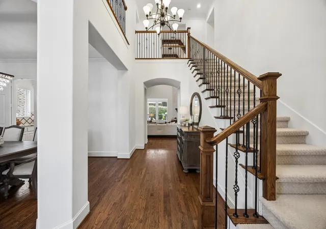 Photo 4 of Single family home for sale at 405 Cypress Garden Dr, Mc Kinney, TX 75071 | MLS# 21310914 | Listing updated on 2026-08-22