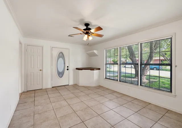 Photo 4 of Single family home for sale at 6220 Franwood Ter, Fort Worth, TX 76112 | MLS# 21312085 | Listing updated on 2026-08-22
