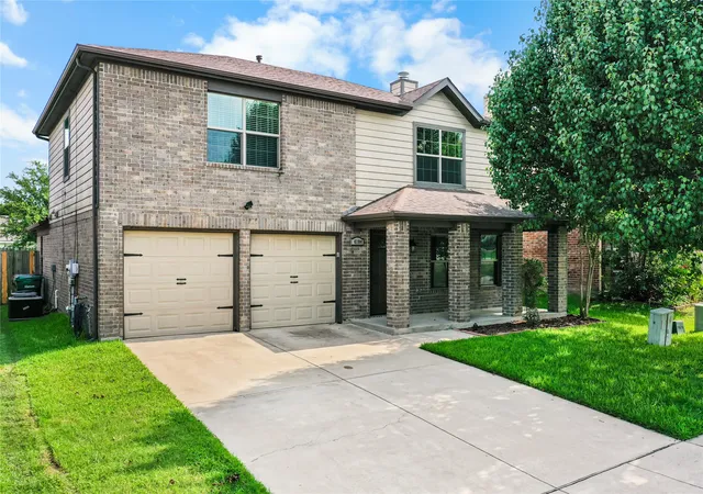 Photo 1 of Single family home for sale at 4204 Quail Run Rd, Sherman, TX 75092 | MLS# 21313230 | Listing updated on 2026-08-29