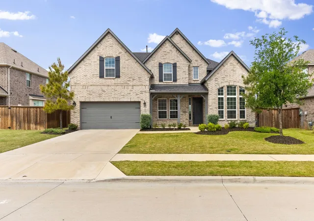 Photo 1 of Single family home for sale at 1090 Rosecrush Dr, Haslet, TX 76052 | MLS# 21311282 | Listing updated on 2026-08-22