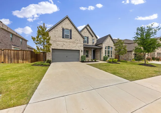 Photo 2 of Single family home for sale at 1090 Rosecrush Dr, Haslet, TX 76052 | MLS# 21311282 | Listing updated on 2026-08-22
