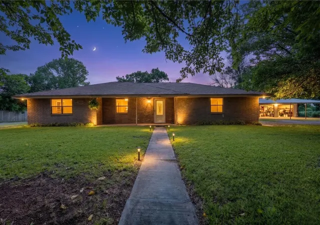 Photo 1 of Single family home for sale at 131 S Crescent St, Gorman, TX 76454 | MLS# 21313213 | Listing updated on 2026-08-28