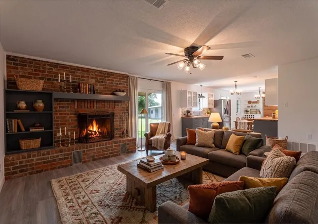 Photo 2 of Single family home for sale at 131 S Crescent St, Gorman, TX 76454 | MLS# 21313213 | Listing updated on 2026-08-28