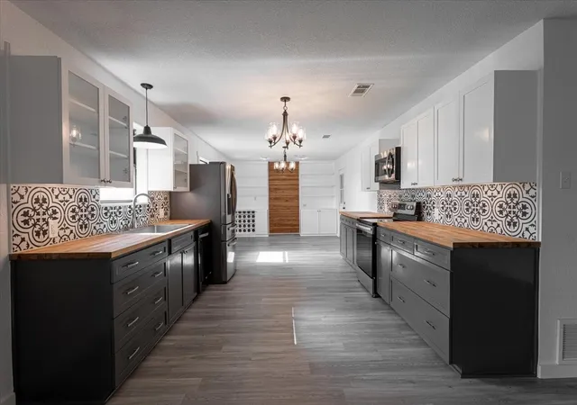 Photo 3 of Single family home for sale at 131 S Crescent St, Gorman, TX 76454 | MLS# 21313213 | Listing updated on 2026-08-28