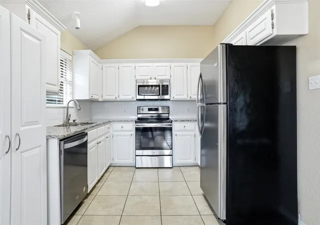 Photo 3 of Sale Pending at 6701 Driffield Cir W, North Richland Hills, TX 76182 | MLS# 21313246 | Listing updated on 2026-07-22