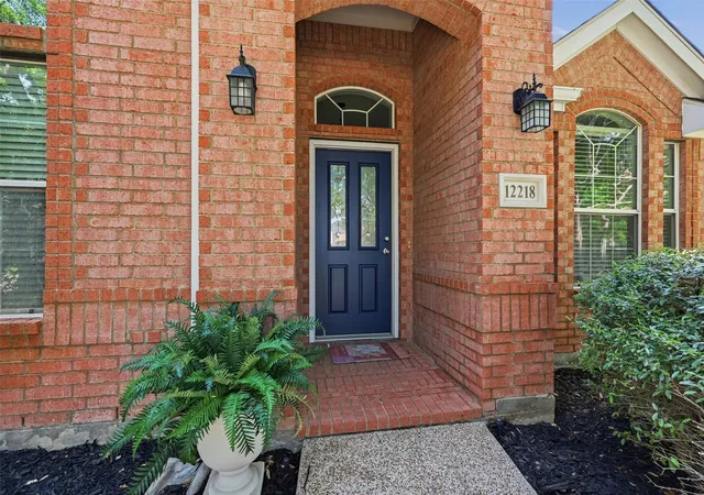 Photo 2 of Single family home for sale at 12218 Red Hawk Dr, Frisco, TX 75033 | MLS# 21313104 | Listing updated on 2026-09-05