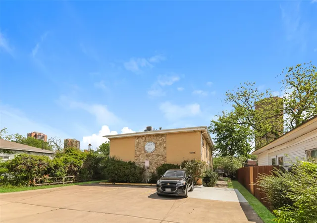 Photo 1 of Multi family home for sale at 1400 N Austin St, Denton, TX 76201 | MLS# 21313261 | Listing updated on 2026-07-22