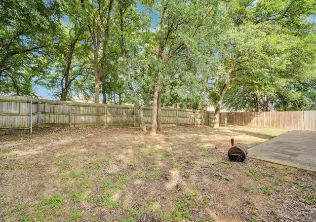 Homes for sale in Crowley, TX | 708 Hummingbird Trl, Crowley, TX 76036 | MLS# 21293454