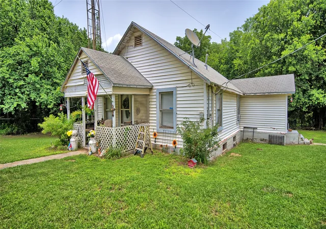 Homes for sale in Nocona, TX | 8540 Dixie School Rd, Nocona, TX 76255 | MLS# 21312516