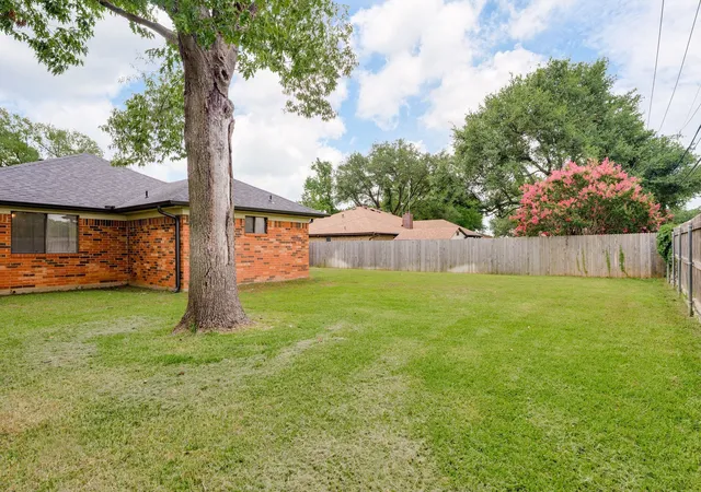 Homes for sale in Bedford, TX | 3005 Richwood Cir, Bedford, TX 76021 | MLS# 21312663