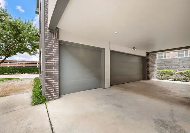 Homes for sale in University Park, TX | 4144 Druid Lane, University Park, TX 75205 | Houzeo