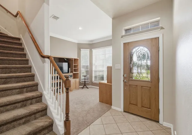 Photo 3 of Single family home for sale at 8100 Yucatan Ct, Arlington, TX 76002 | MLS# 21304164 | Listing updated on 2026-08-23