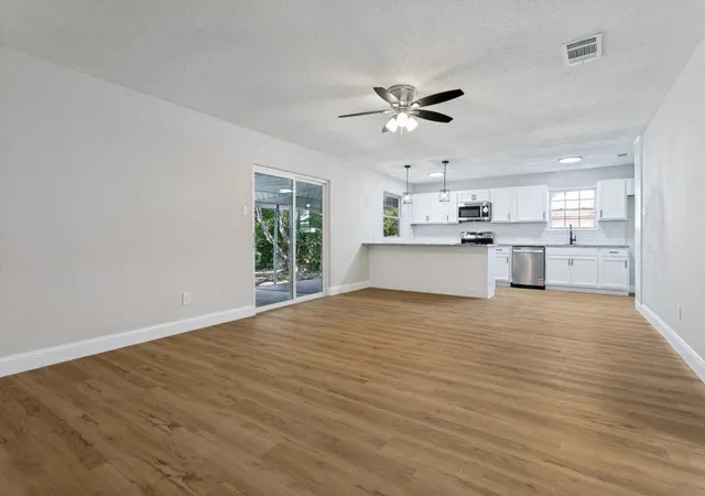 Photo 2 of Sale Pending at 7821 Kermit Ave, Fort Worth, TX 76116 | MLS# 21312058 | Listing updated on 2026-07-27
